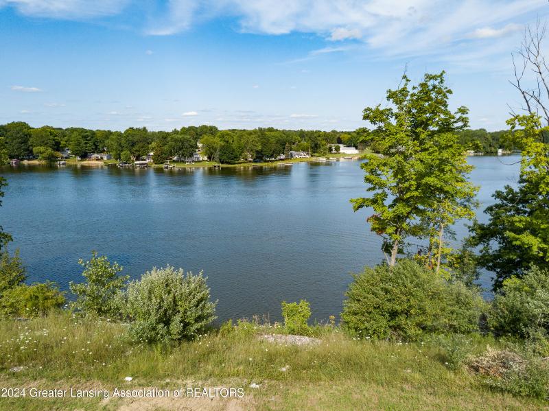Listing Photo for 448 Lakeside Drive