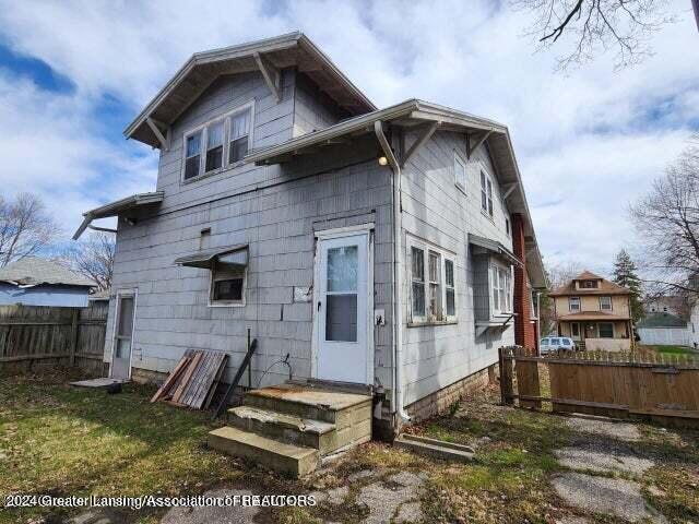 Listing Photo for 919 Wisconsin Avenue