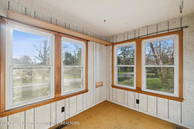 Listing Photo for 8105 N Welling Road