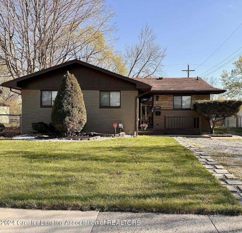 Listing Photo for 3211 Risdale Avenue