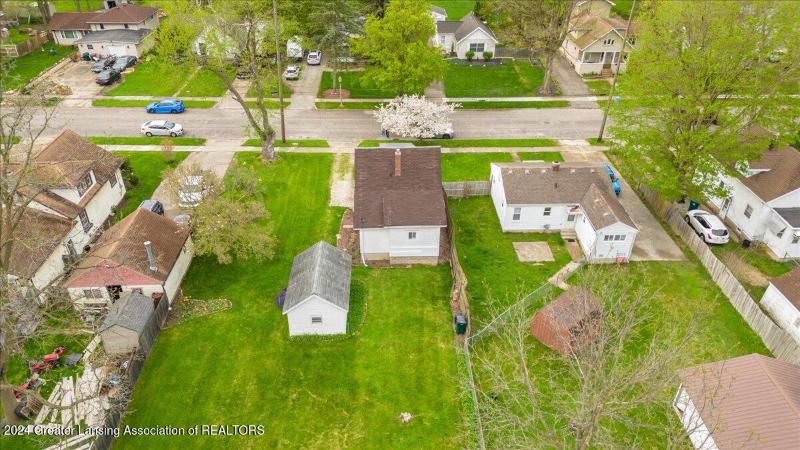 Listing Photo for 625 W Berry Avenue