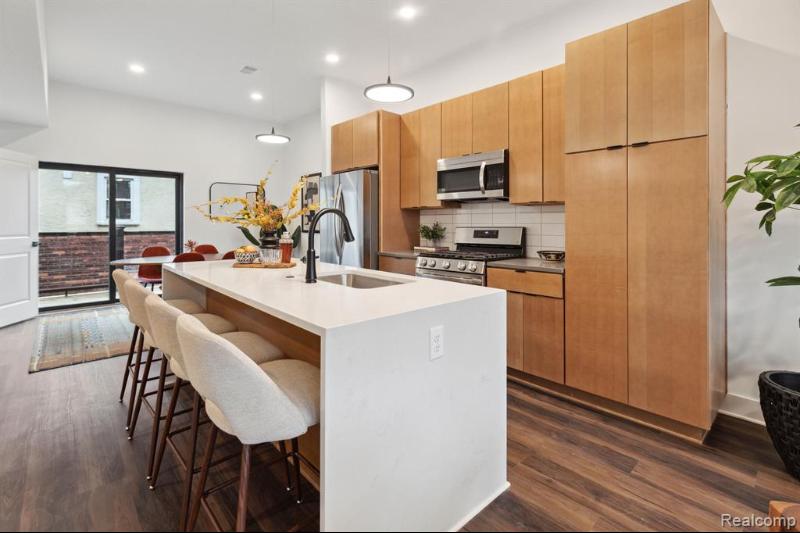 Listing Photo for 5220 Avery Street UNIT 7
