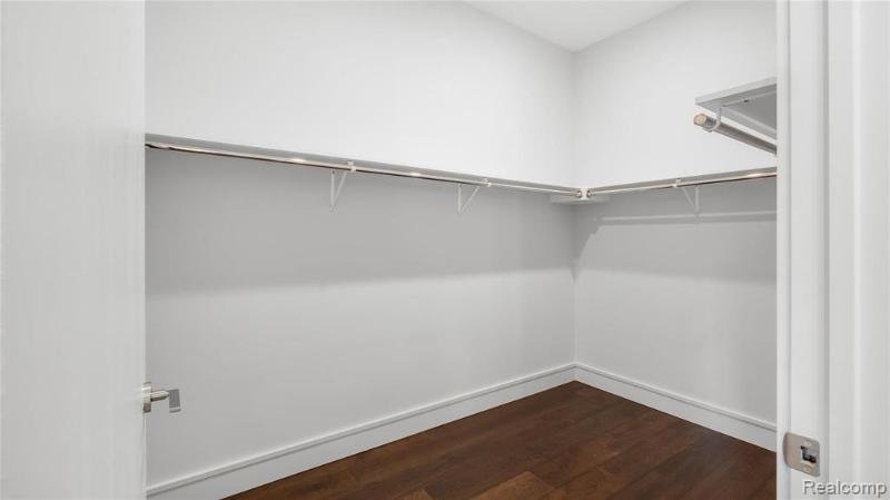 Listing Photo for 856 N Old Woodward Ave Unit 406 Avenue