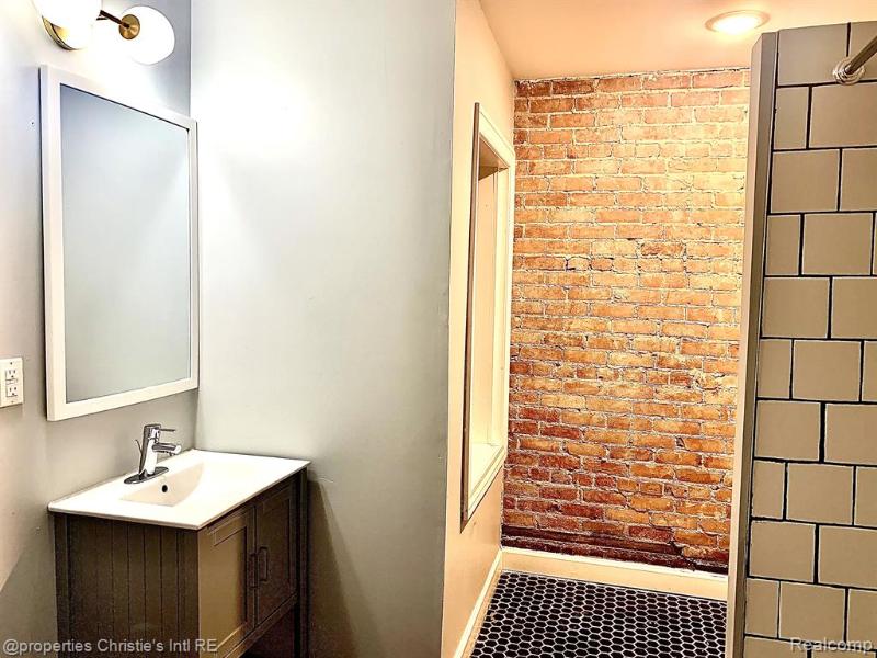 Listing Photo for 5764 Woodward Avenue 4