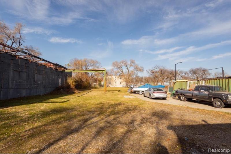 Listing Photo for 71 W Grand Boulevard