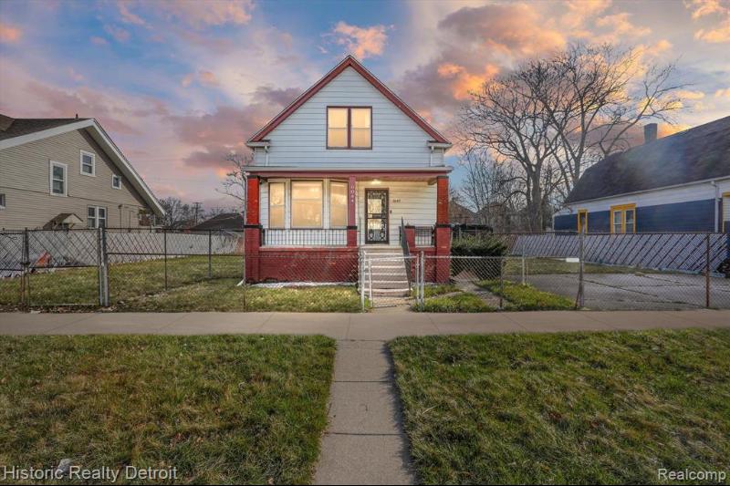Listing Photo for 6044 Maxwell Street