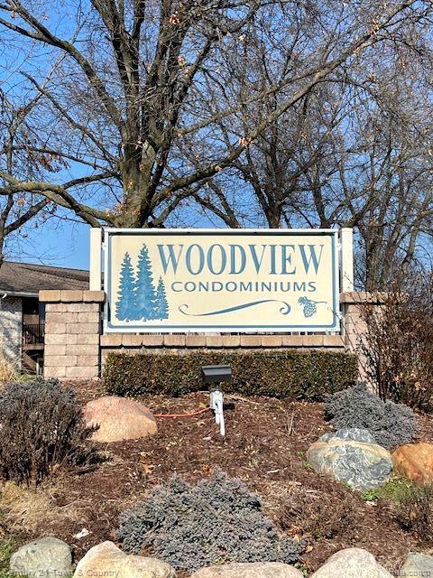 Listing Photo for 7380 Woodview Street 4