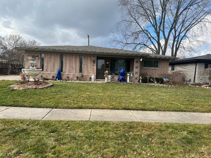 35627 Grayfield Drive, Sterling Heights
