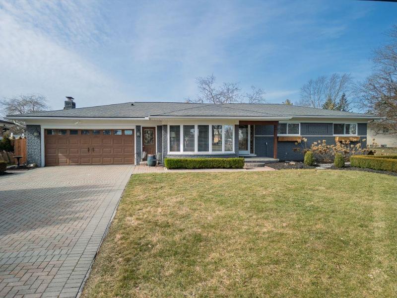 54121 Mound Road, Shelby Township