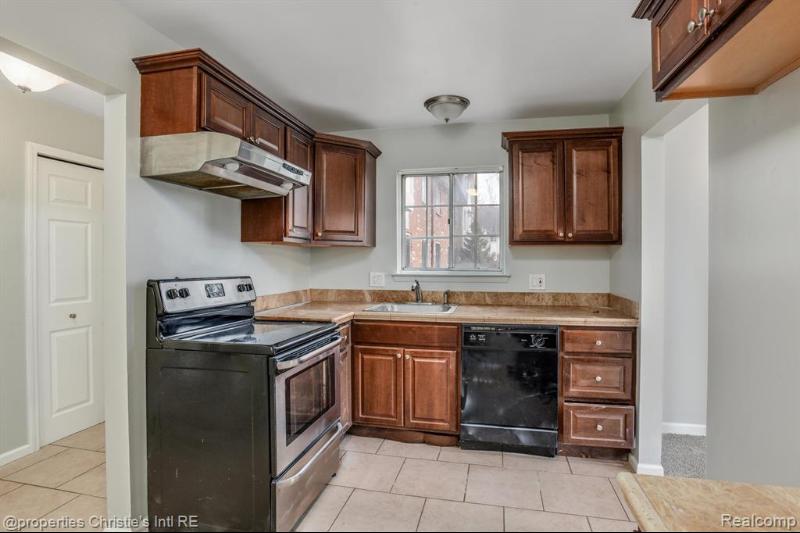 Listing Photo for 30248 Southfield Road 181