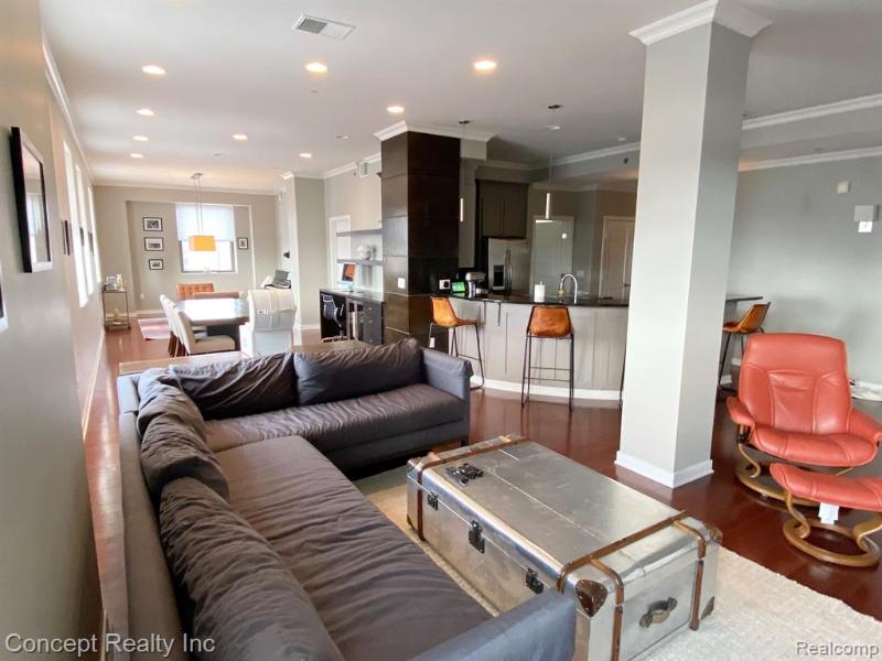 Listing Photo for 1135 Shelby Street 2806