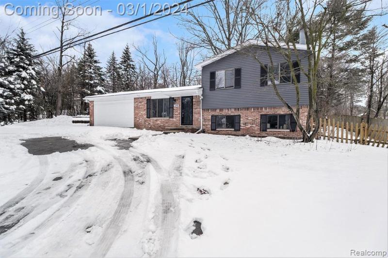 Listing Photo for 540 N Cass Lake Road