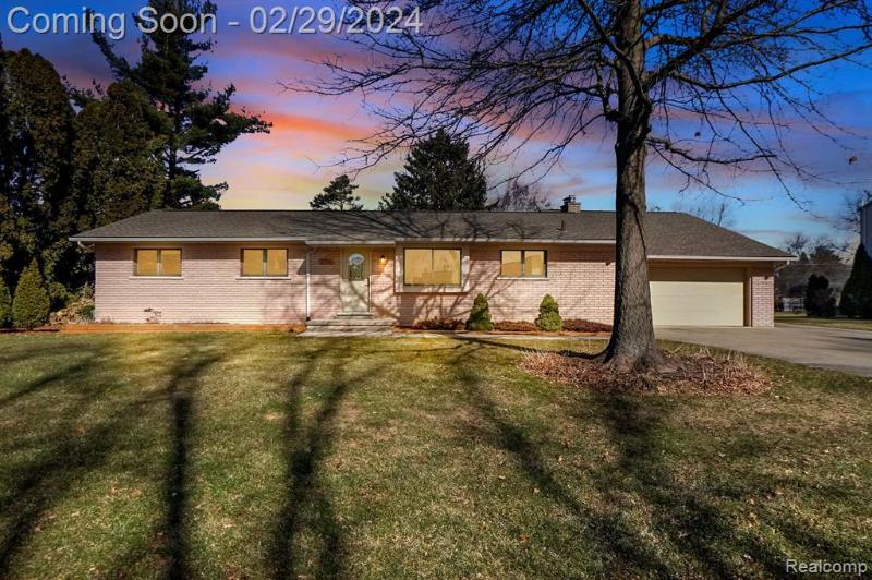 Listing Photo for 236 Lange Drive