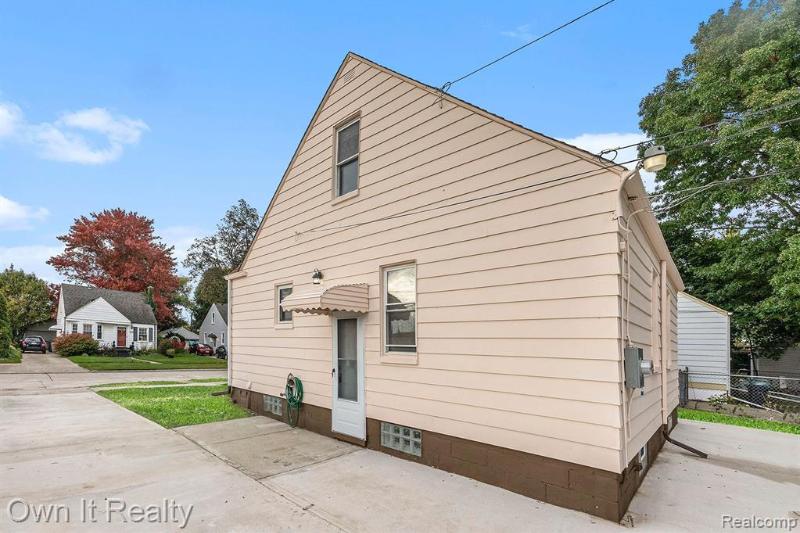 Listing Photo for 1780 Phillips Avenue