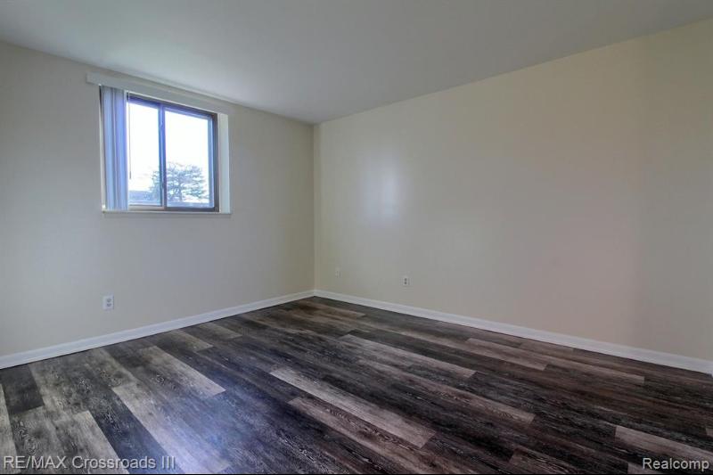 Listing Photo for 9629 Bayview Drive 106