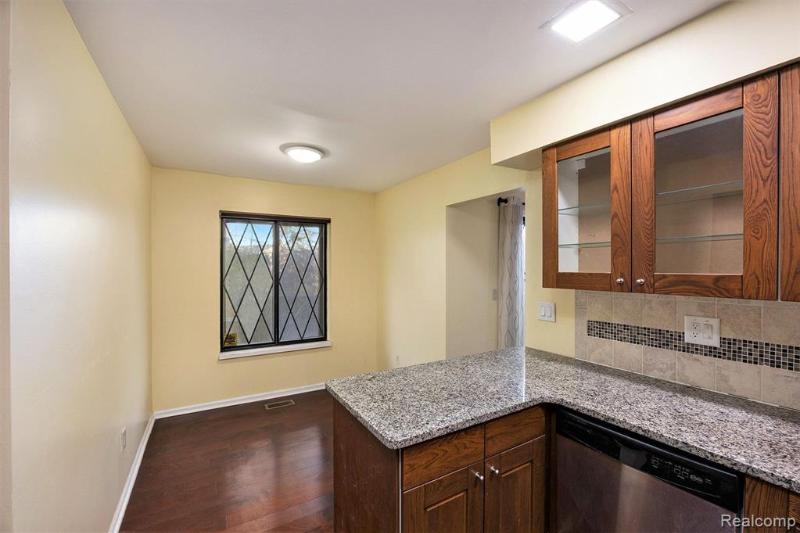Listing Photo for 42160 Woodward Ave 81