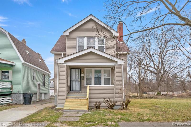 Listing Photo for 415 Manistique Street