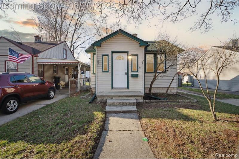 Listing Photo for 77 W Morehouse Avenue
