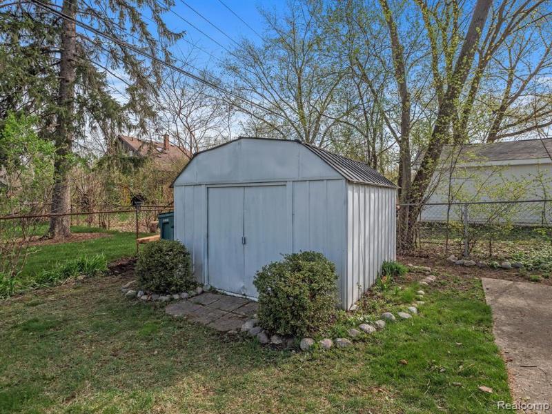 Listing Photo for 10818 Hart Avenue