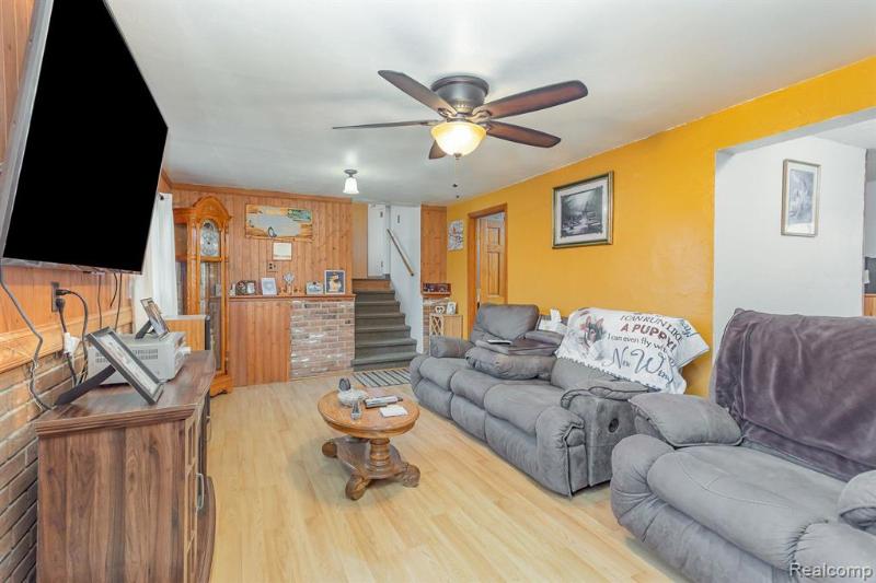 Listing Photo for 25 E Snover Road