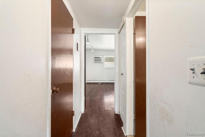 Listing Photo for 4535 Cadieux Road 18