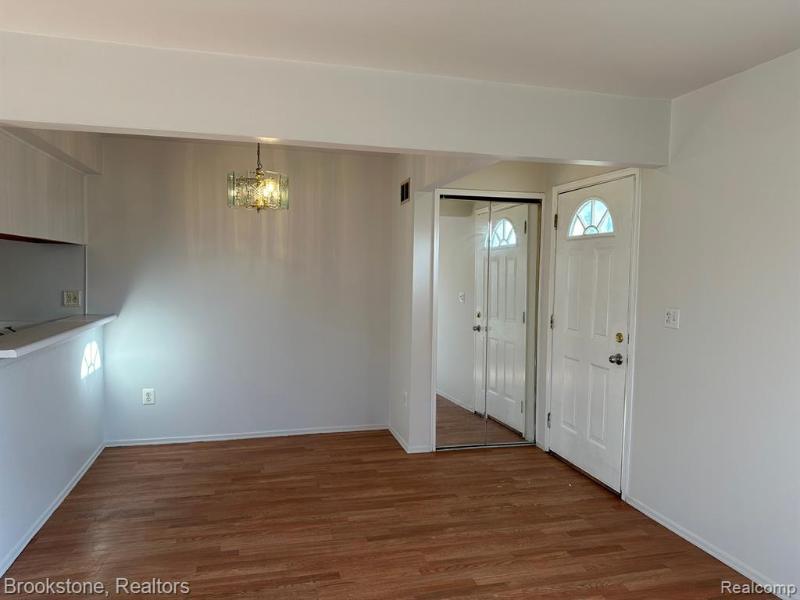 Listing Photo for 35121 Turner Drive 19