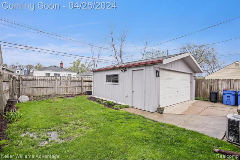 Listing Photo for 7511 Marian Avenue
