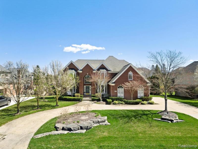 Listing Photo for 3891 White Tail Drive