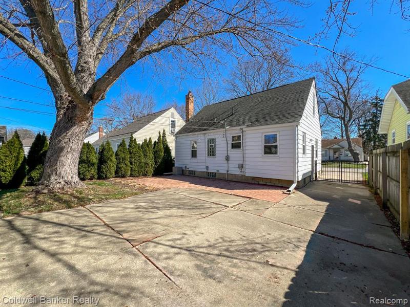 Listing Photo for 3907 Phillips Avenue