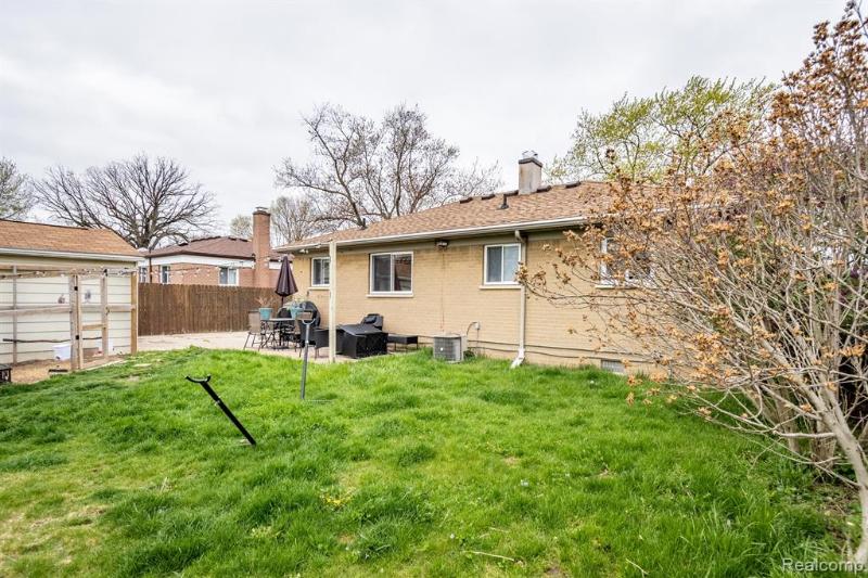 Listing Photo for 1634 Knowles Street