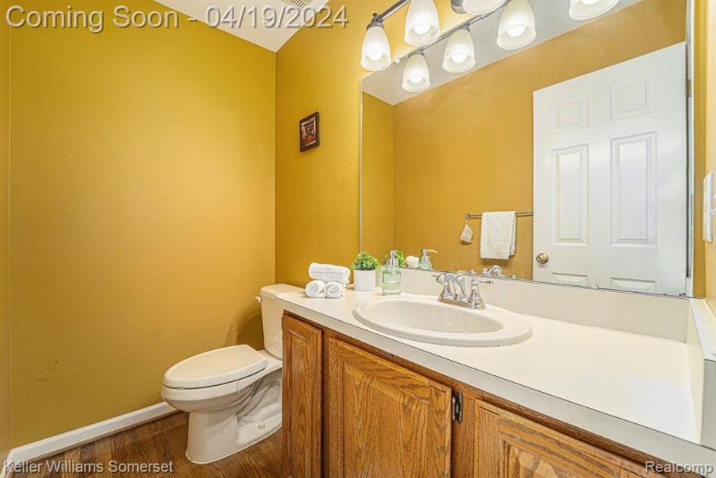 Listing Photo for 6644 Hill Top Drive