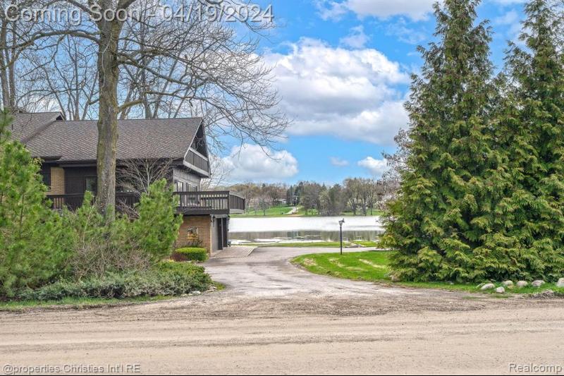 Listing Photo for 5197 Wing Lake Road