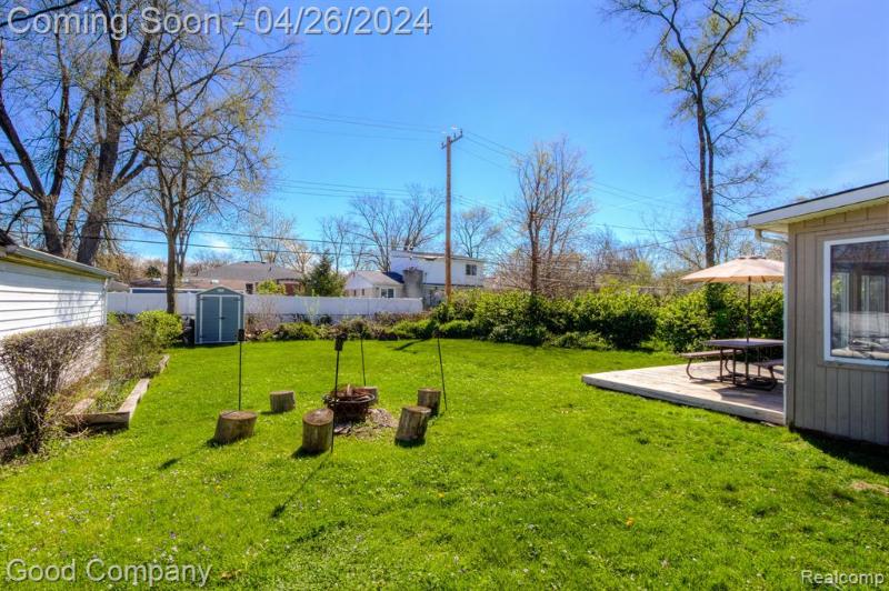 Listing Photo for 24220 Ithaca Street