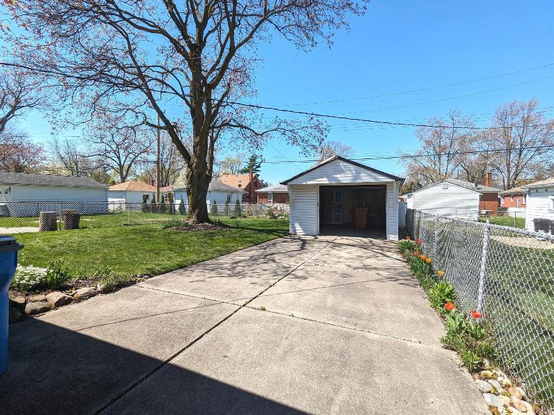 Listing Photo for 8443 Riverdale Street