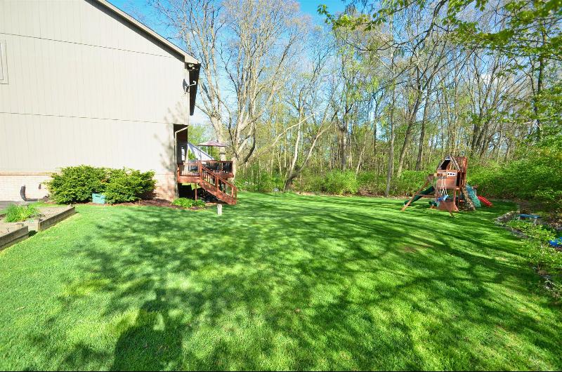 Listing Photo for 9827 Oak Valley Drive
