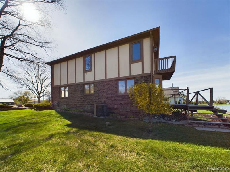 Listing Photo for 73921 Omo Road