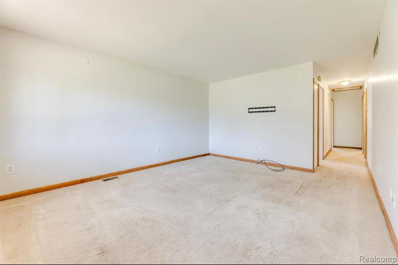 Listing Photo for 86 W State Street