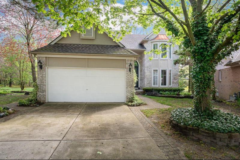 Listing Photo for 7325 Carriage Creek Drive