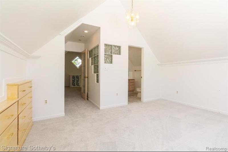 Listing Photo for 4292 Griffith Avenue