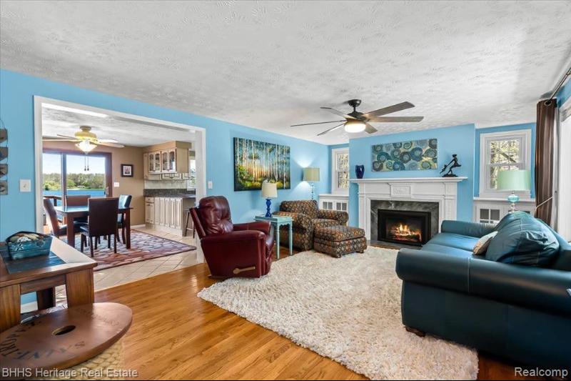 Listing Photo for 192 Hillwood Court