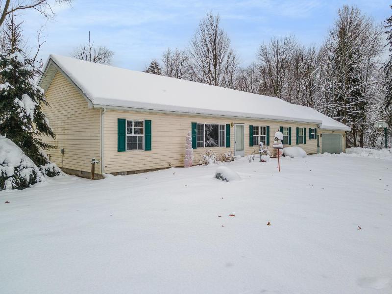 Listing Photo for 1455 Se County Line
