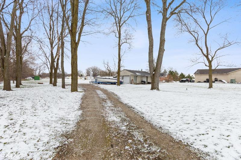 Listing Photo for 752 Capac