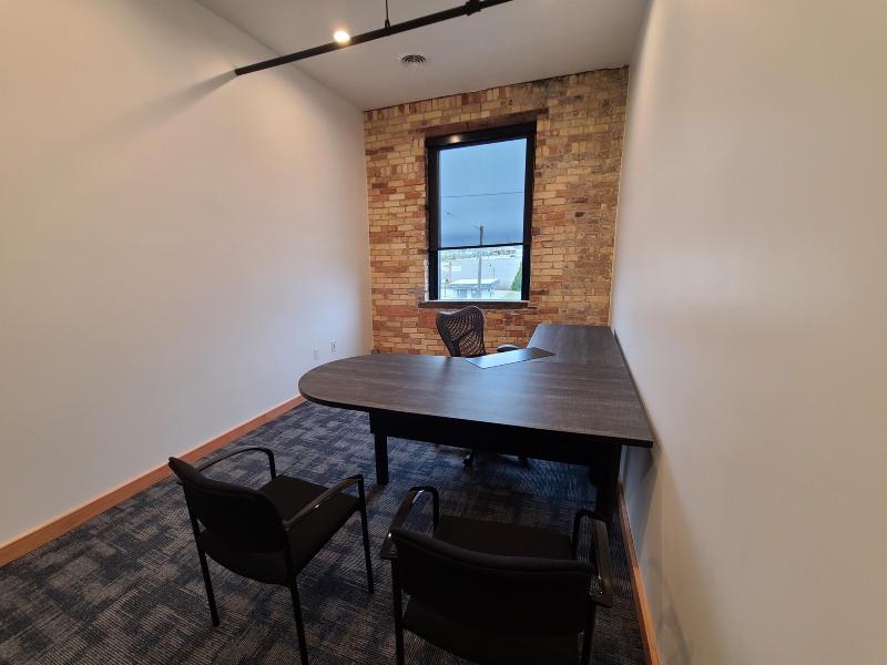 Listing Photo for 221 W Webster Avenue 510