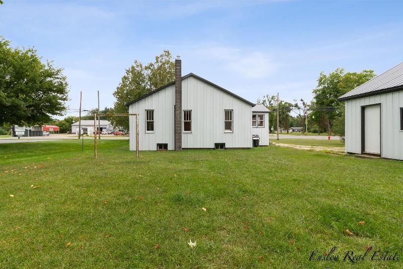 Listing Photo for 568 Shaw Street