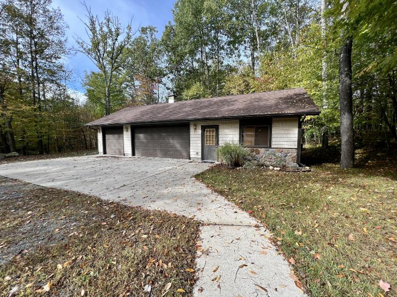Listing Photo for 5597 S Rapids Road