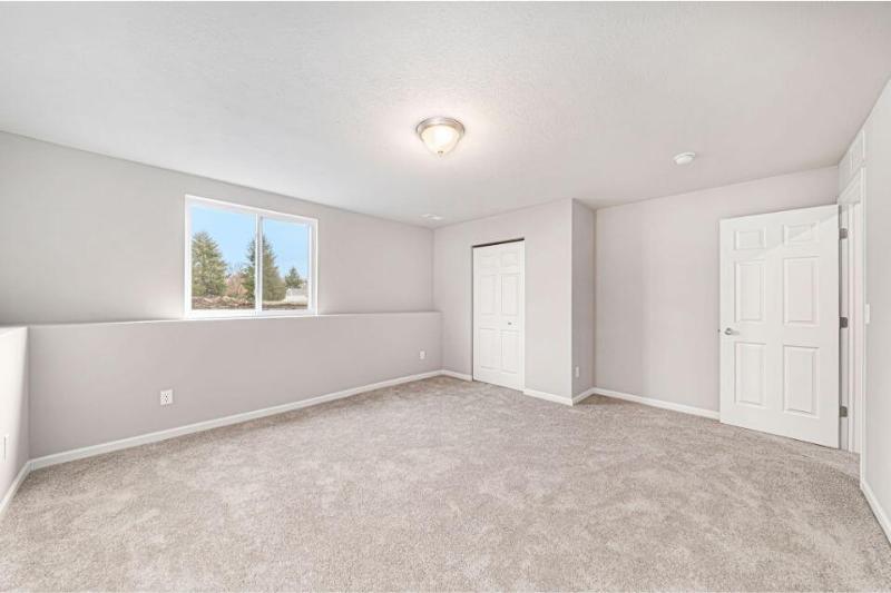 Listing Photo for 6 Amber View Court