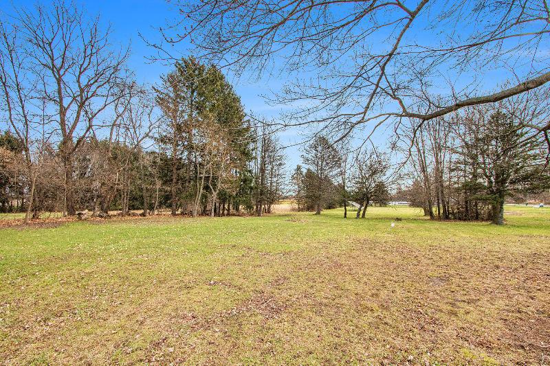 Listing Photo for 30996 Middle Crossing Road