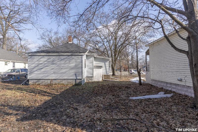 Listing Photo for 1651 Dyson Street