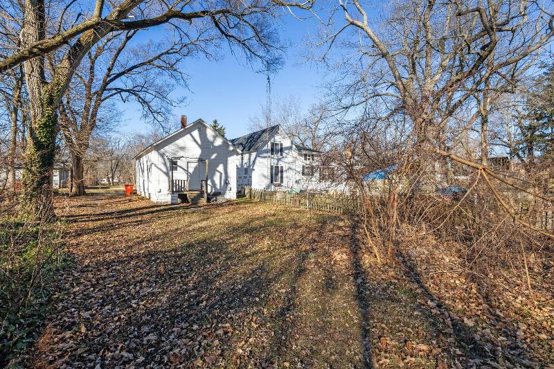Listing Photo for 1067 Mcalister Avenue