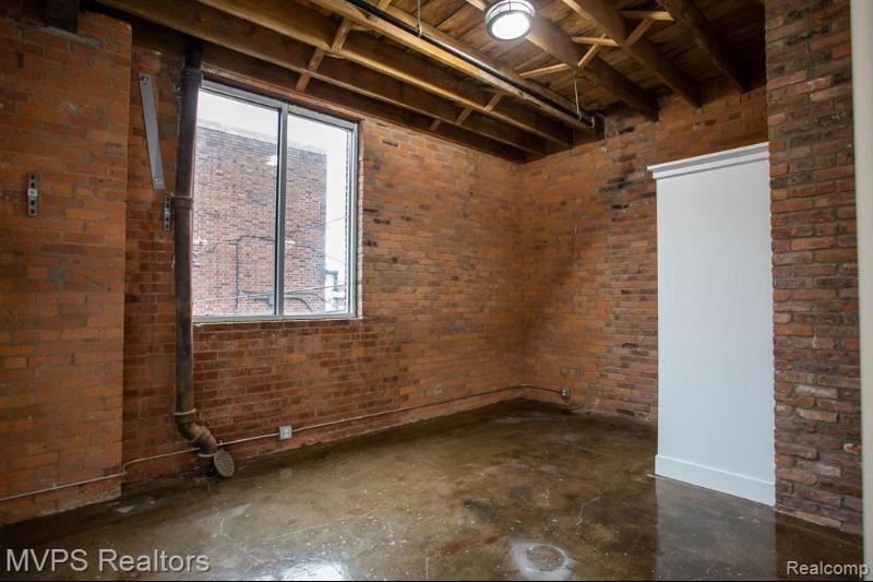 Listing Photo for 2614 Riopelle Unit 1